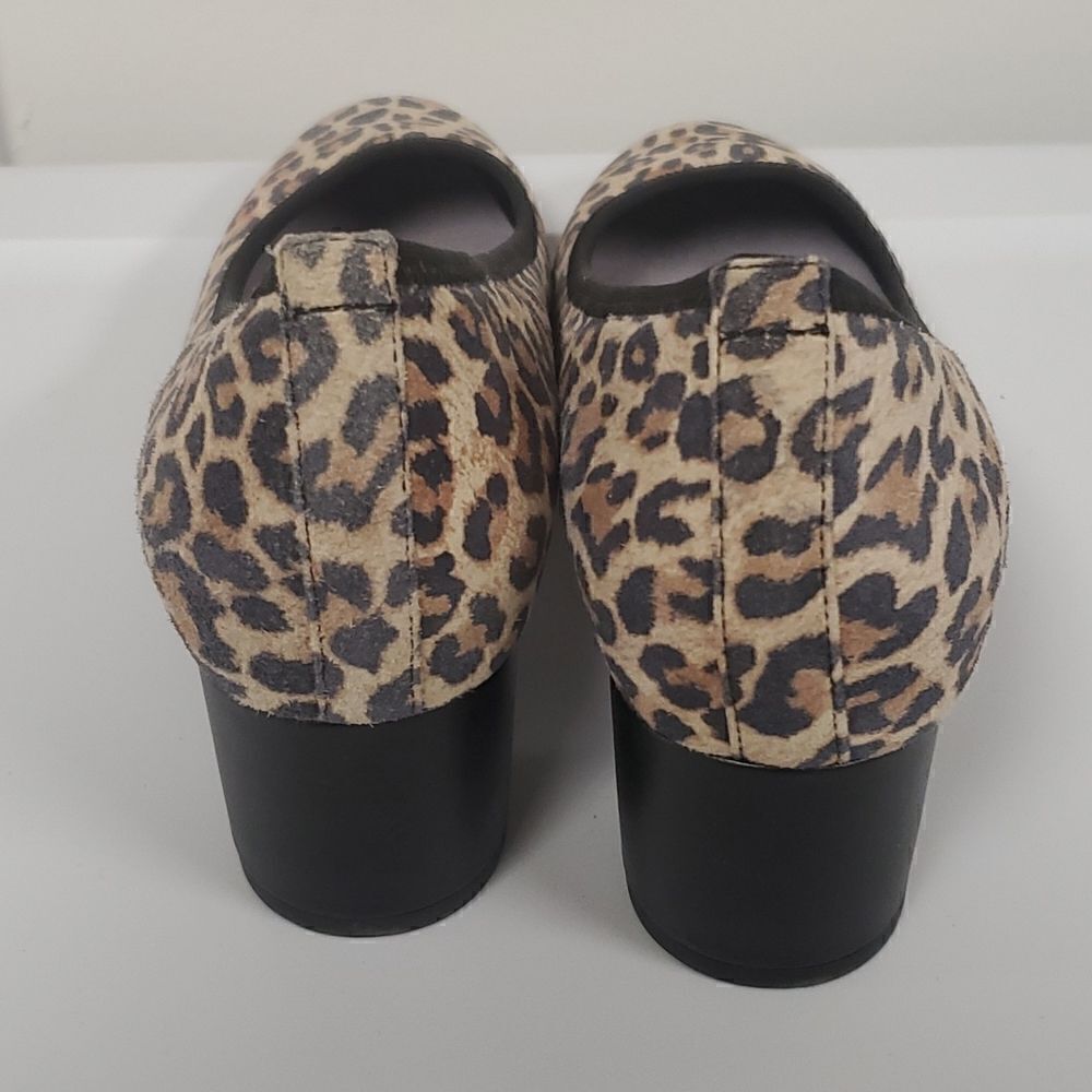 ARAVON Leopard Pumps - Size 8‎ - Picture 6 of 11